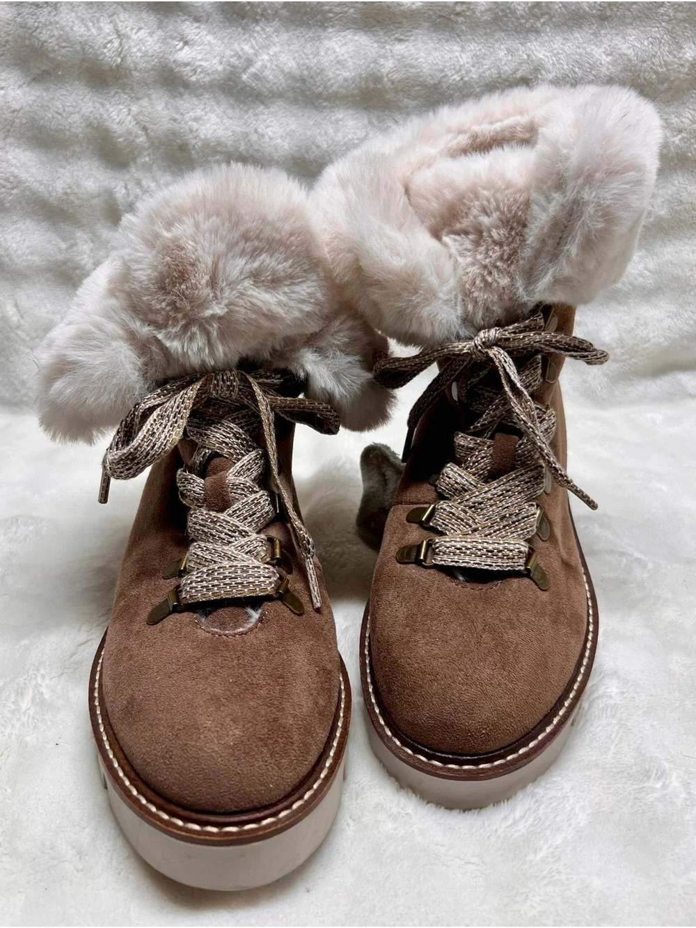 NWOT- White Mountain Chestnut Suede Fur-Trim Lace-Up Winter Boots